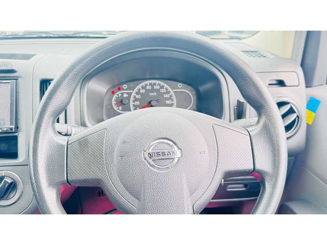 Nissan AD 10