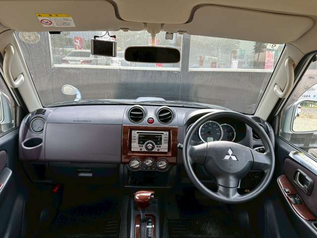 Mitsubishi Pajero Mini 6