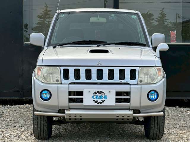 Mitsubishi Pajero Mini 8