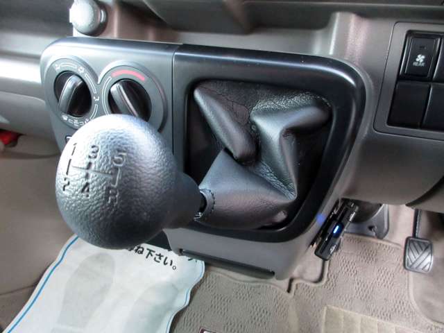 Suzuki Every 12