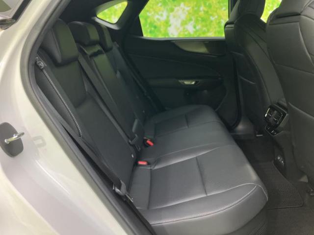 Lexus NX 7