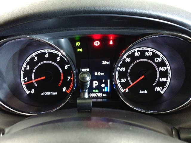 Mitsubishi RVR 9