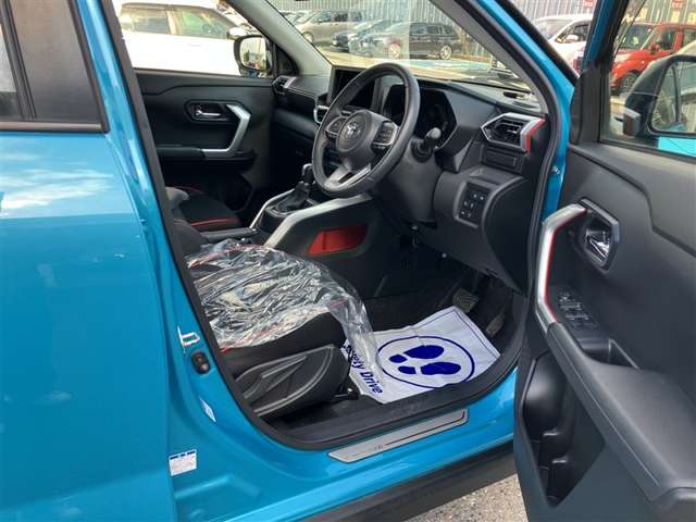 Toyota Raize 12