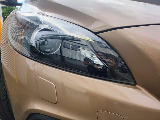 Volvo V40 Cross Country 8