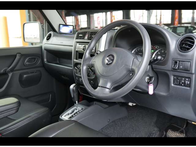 Suzuki Jimny 12