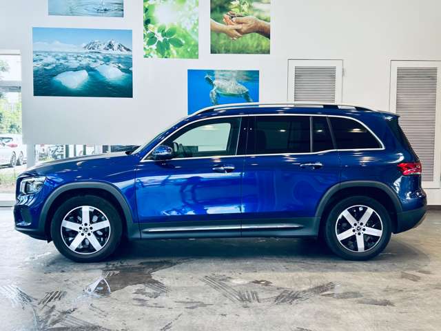 Mercedes-Benz GLB 11
