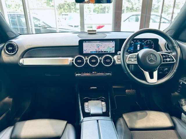 Mercedes-Benz GLB 4