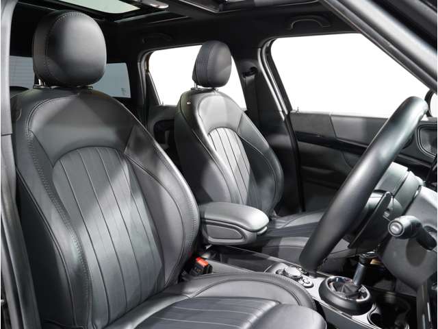 MINI Crossover 5