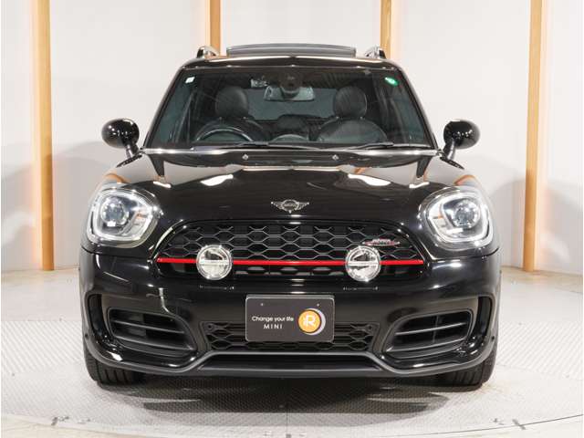 MINI Crossover 8