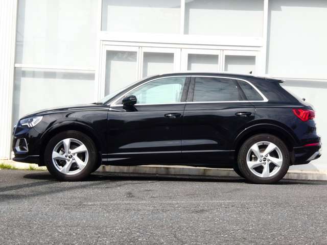 Audi Q3 6
