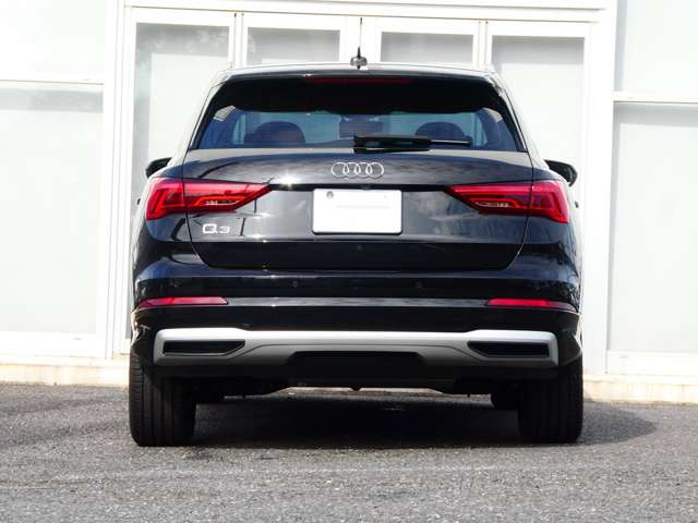 Audi Q3 8