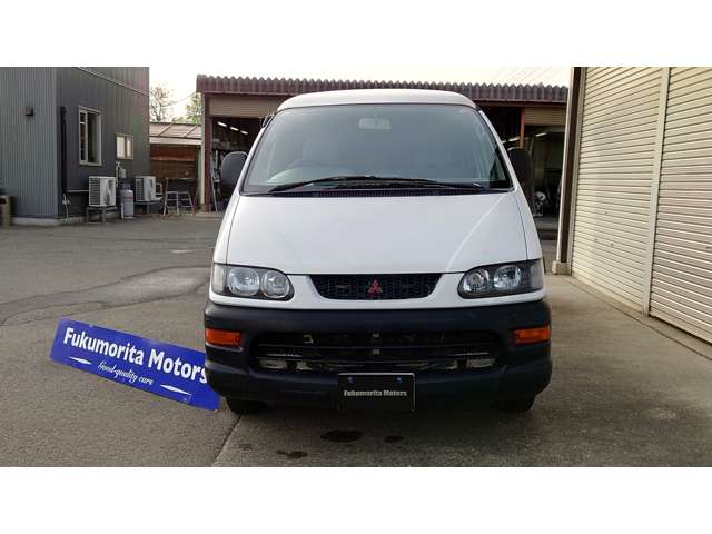 Mitsubishi デリカカーゴ 2