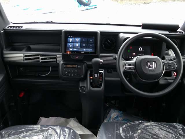 Honda N-VAN 10