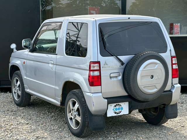 Mitsubishi Pajero Mini 11