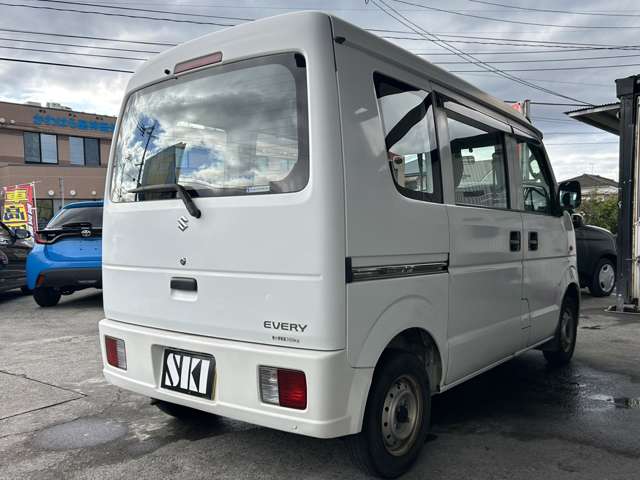 Suzuki Every 7