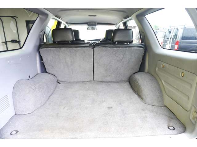 Toyota Hilux Surf 12
