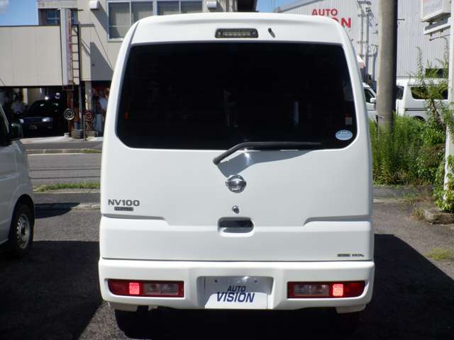 Nissan NV100 Clipper 8