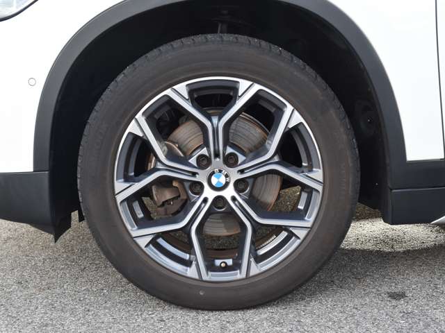 BMW X1 12