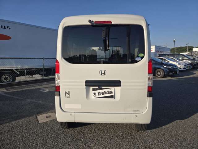 Honda N-VAN 10