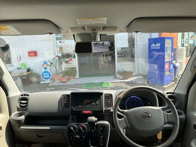 Nissan NV100 Clipper 12