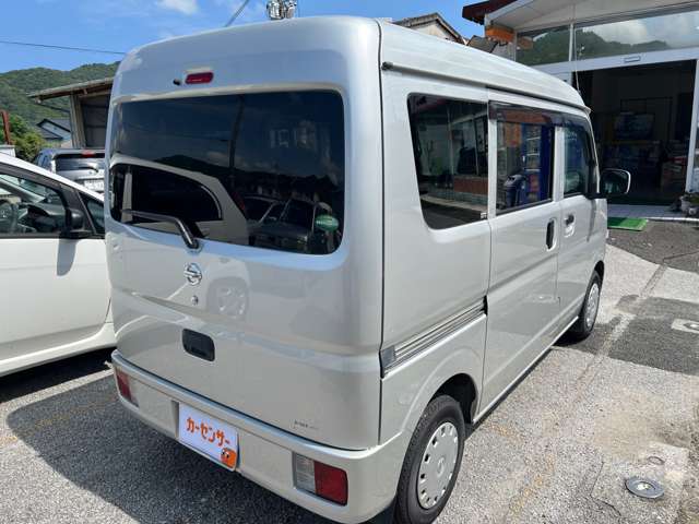 Nissan NV100 Clipper 4