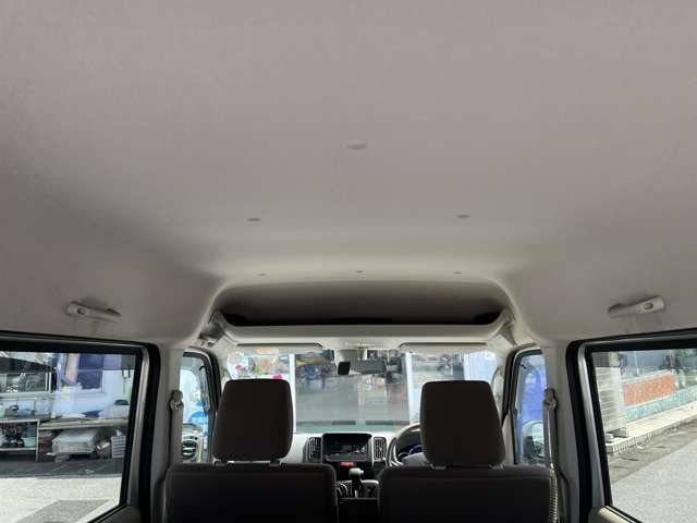 Nissan NV100 Clipper 10