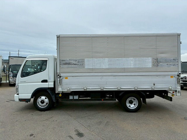 Mitsubishi Fuso Canter 12