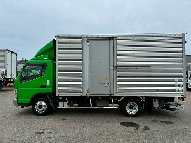 Mitsubishi Fuso Canter 11
