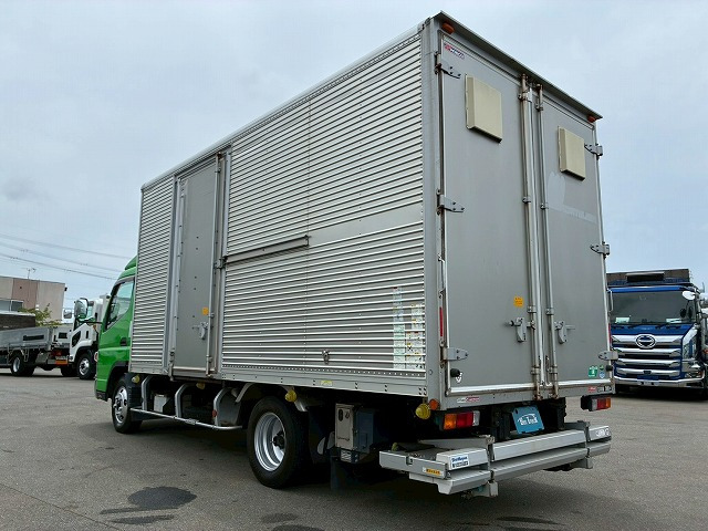 Mitsubishi Fuso Canter 7