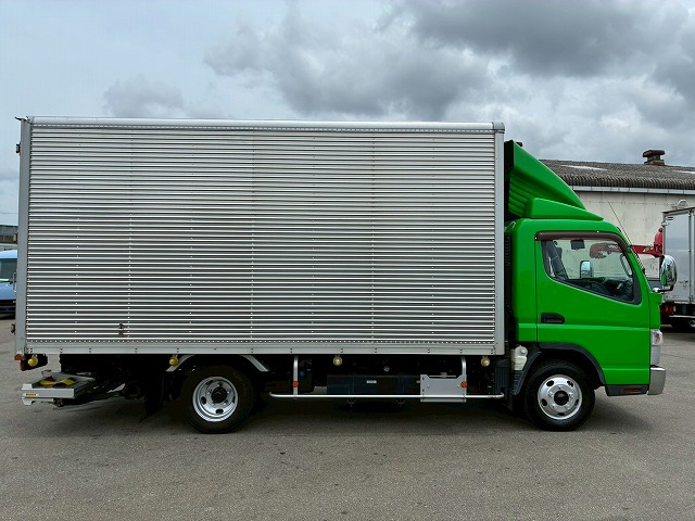Mitsubishi Fuso Canter 10