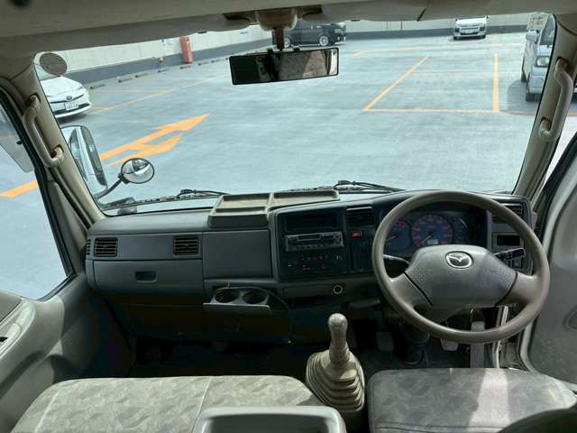 Mazda Titan Dash 12