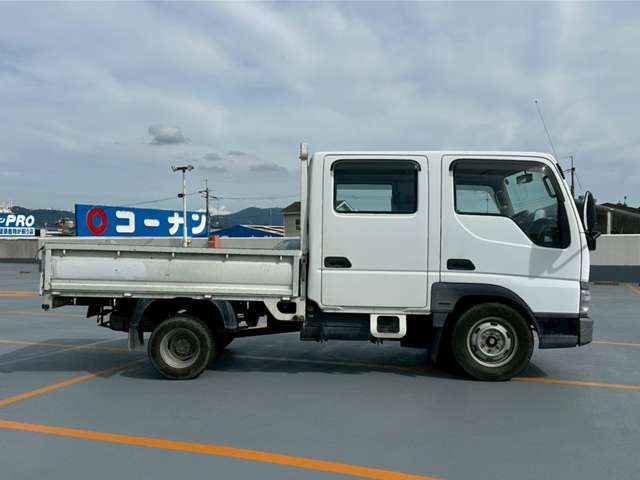 Mazda Titan Dash 4