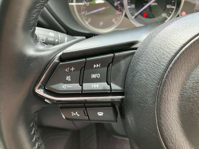 Mazda CX-8 4