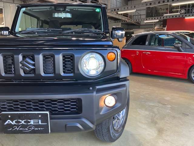 Suzuki Jimny Sierra 4