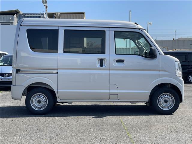 Suzuki Every 11