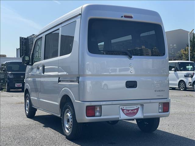 Suzuki Every 8