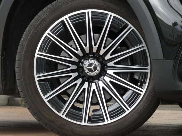 Mercedes-Benz GLB 6