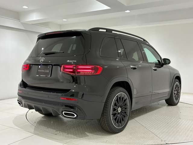 Mercedes-Benz GLB 4