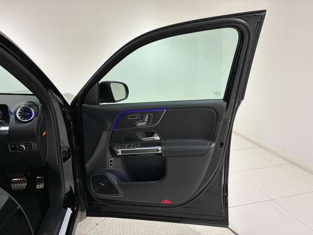Mercedes-Benz GLB 9