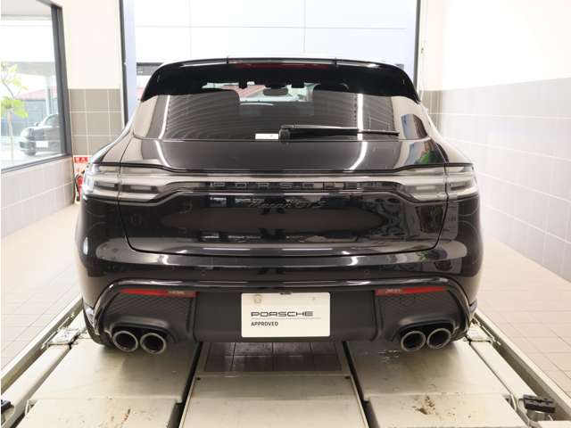 Porsche Macan 6