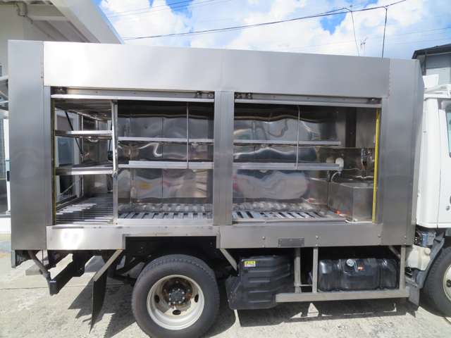 Isuzu Elf 11