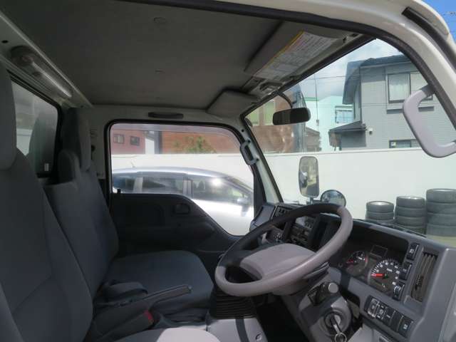 Isuzu Elf 10