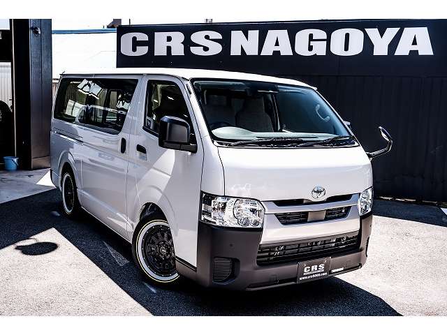 Toyota Hiace Van 6