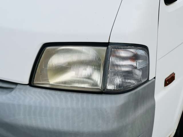 Nissan Vanette 12