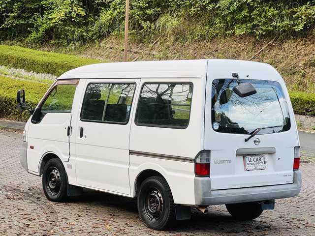 Nissan Vanette 10