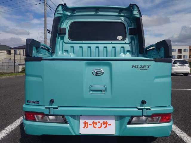 Daihatsu Hijet Deck Van 7