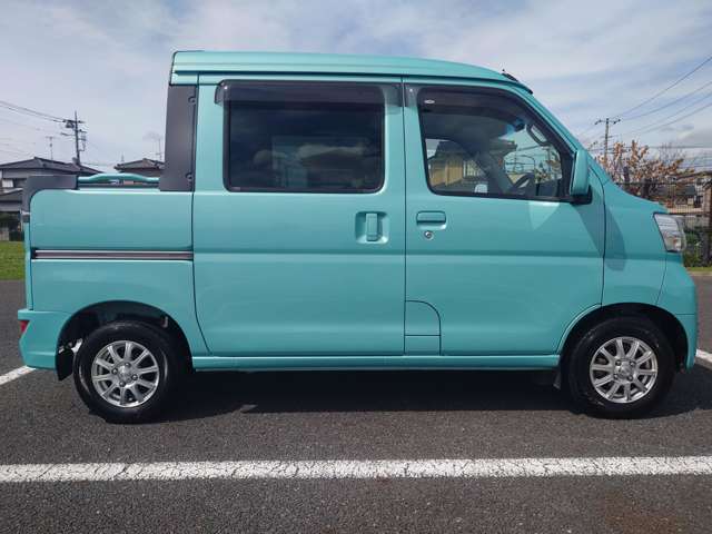 Daihatsu Hijet Deck Van 9