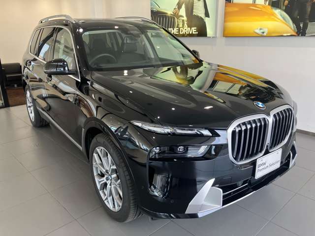 BMW X7 6