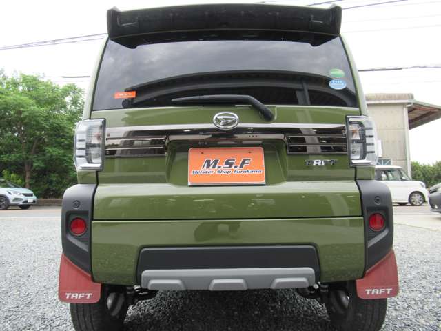 Daihatsu Taft 11
