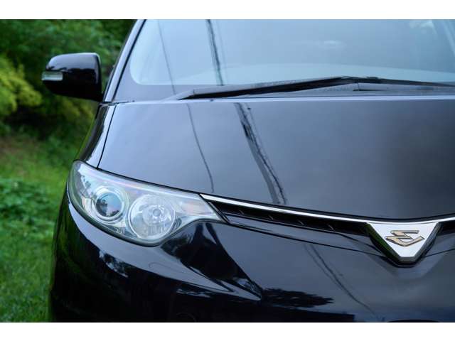 Toyota Estima 4